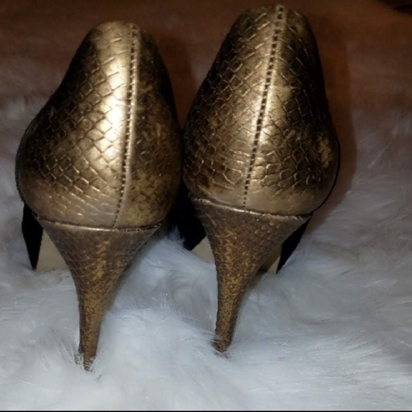 Boutique 9 Black & Gold Suede Platform Booties - Picture 2 of 4